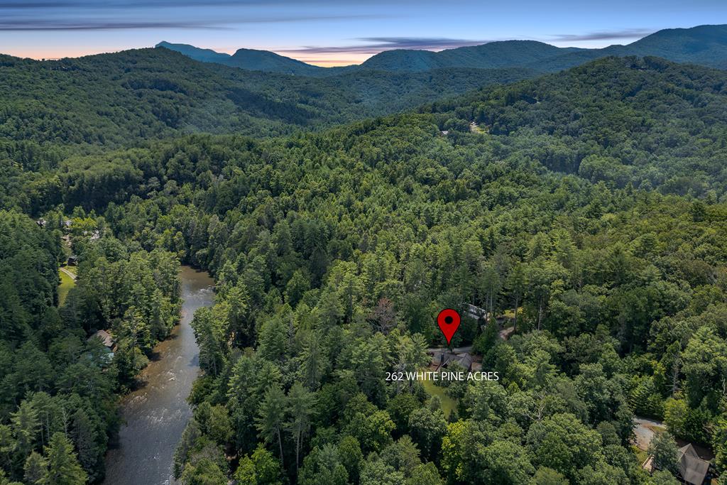 434984 Blue Ridge Active