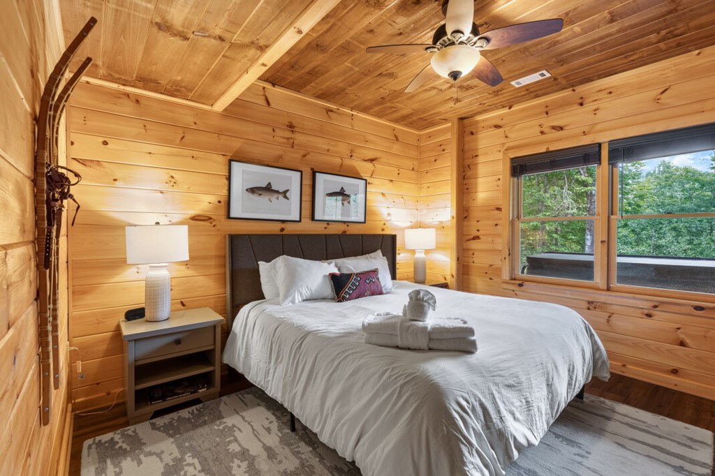 434984 Blue Ridge Active