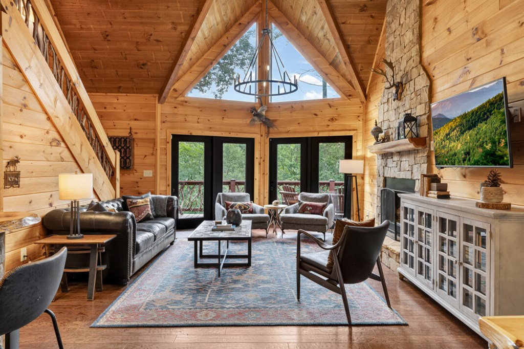 434984 Blue Ridge Active