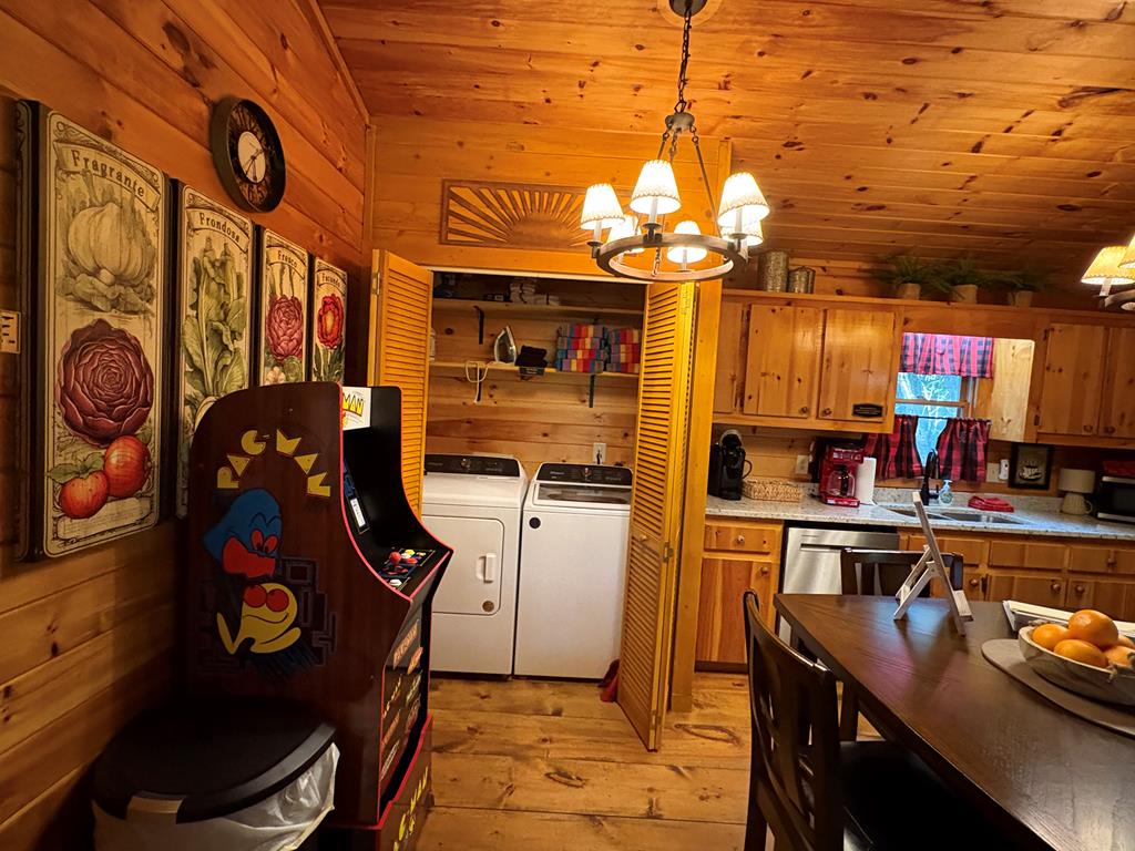 434985 Morganton Active