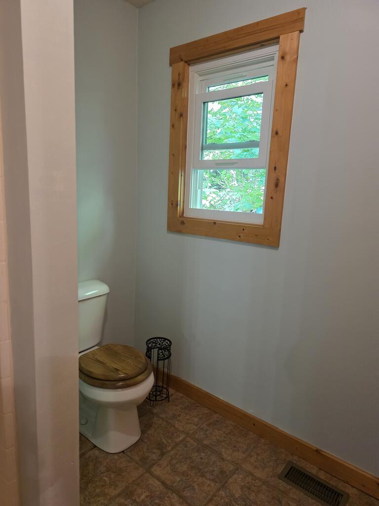 434998 Hiawassee Active