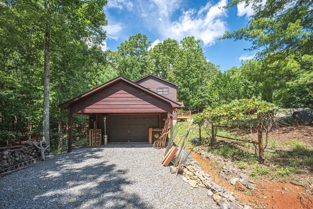 435013 Mineral Bluff Active