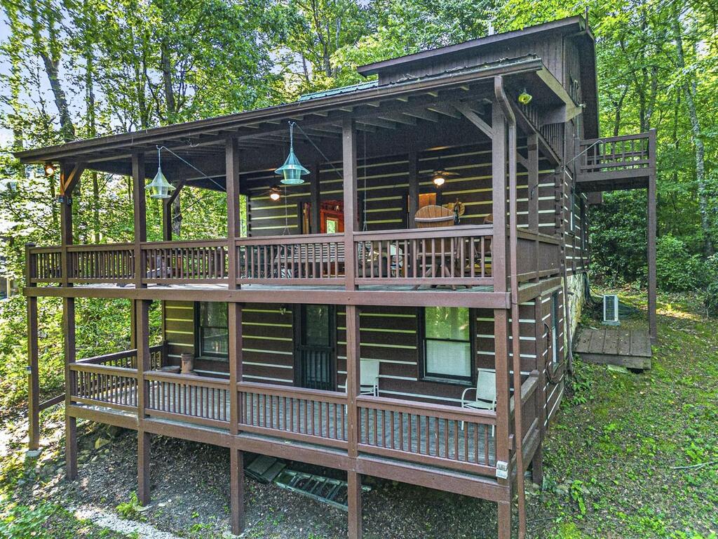 435020 Blue Ridge Active