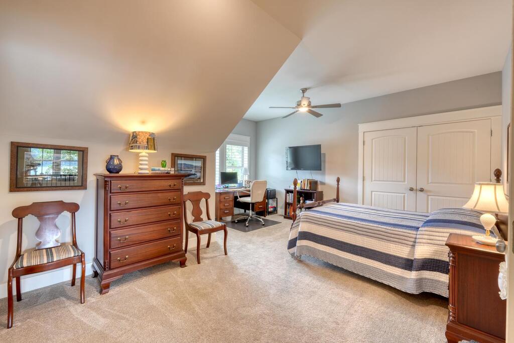 435025 Hiawassee Active