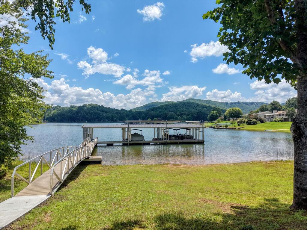 435025 Hiawassee Active