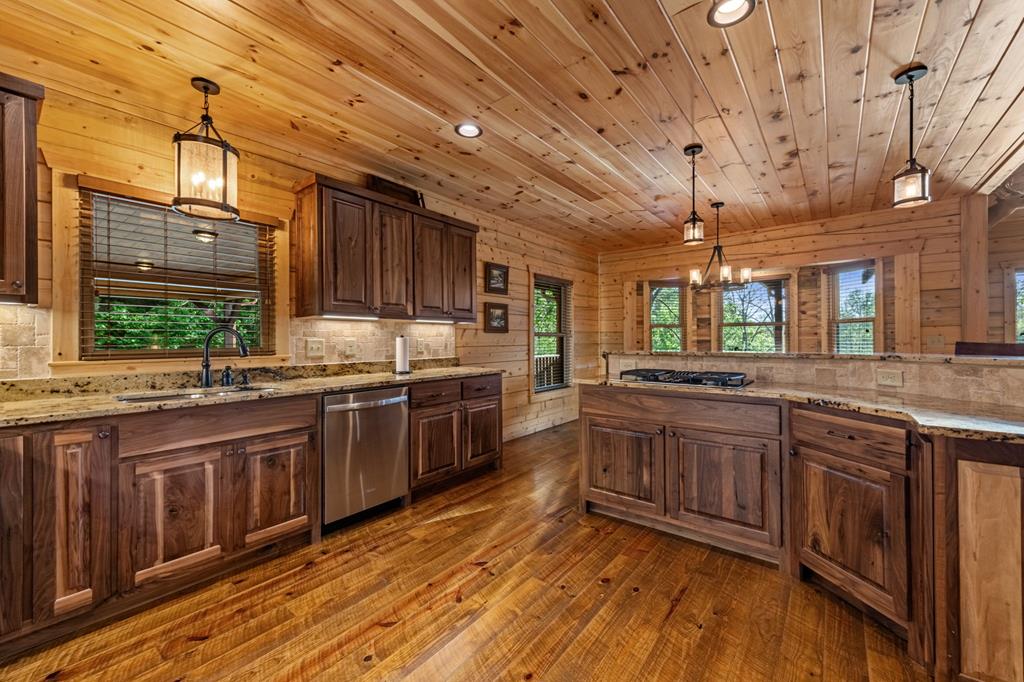 435027 Ellijay Active
