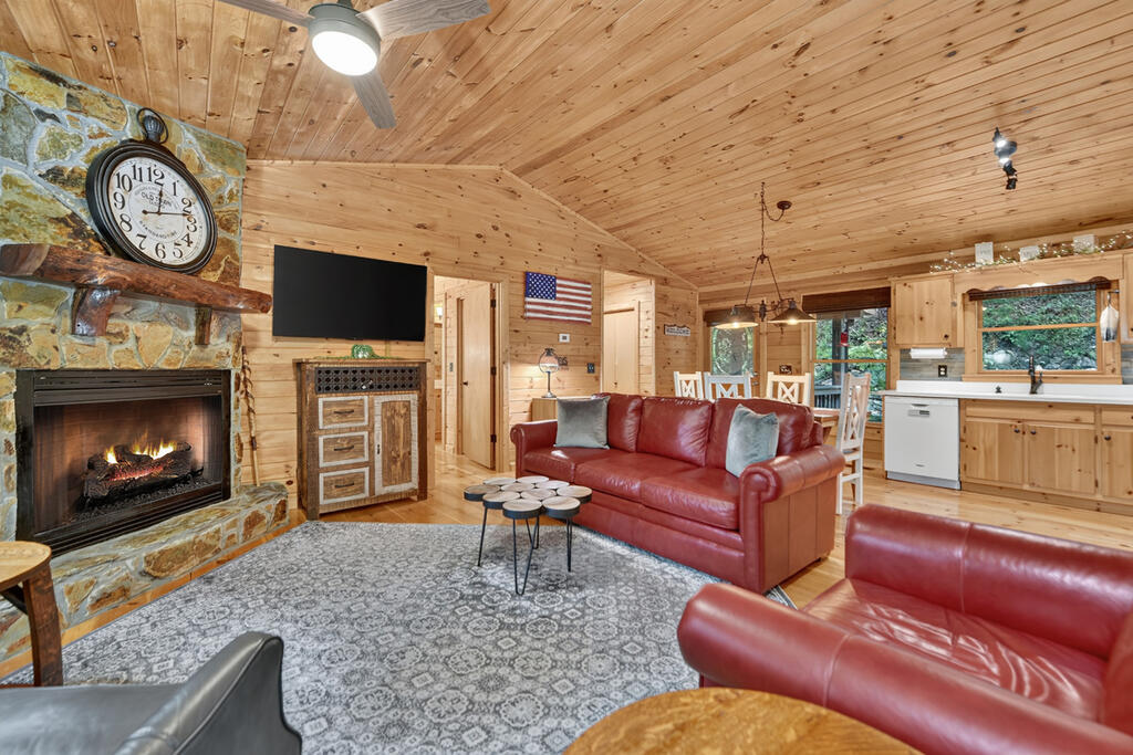 435029 Cherry Log Active