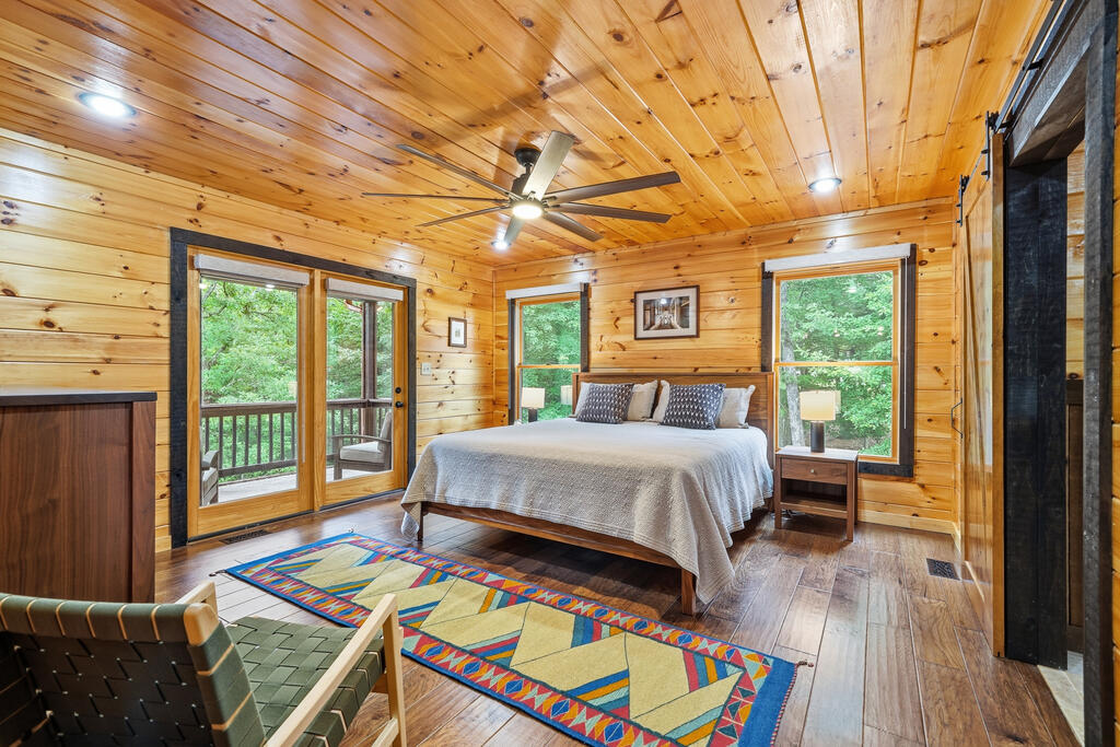 435041 Mineral Bluff Active