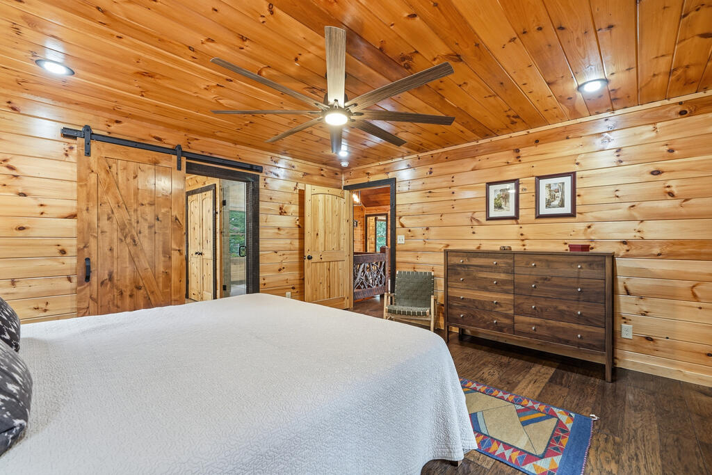 435041 Mineral Bluff Active