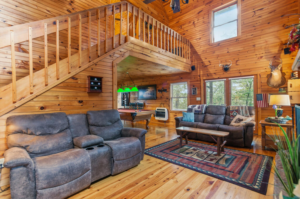 435053 Mineral Bluff Active