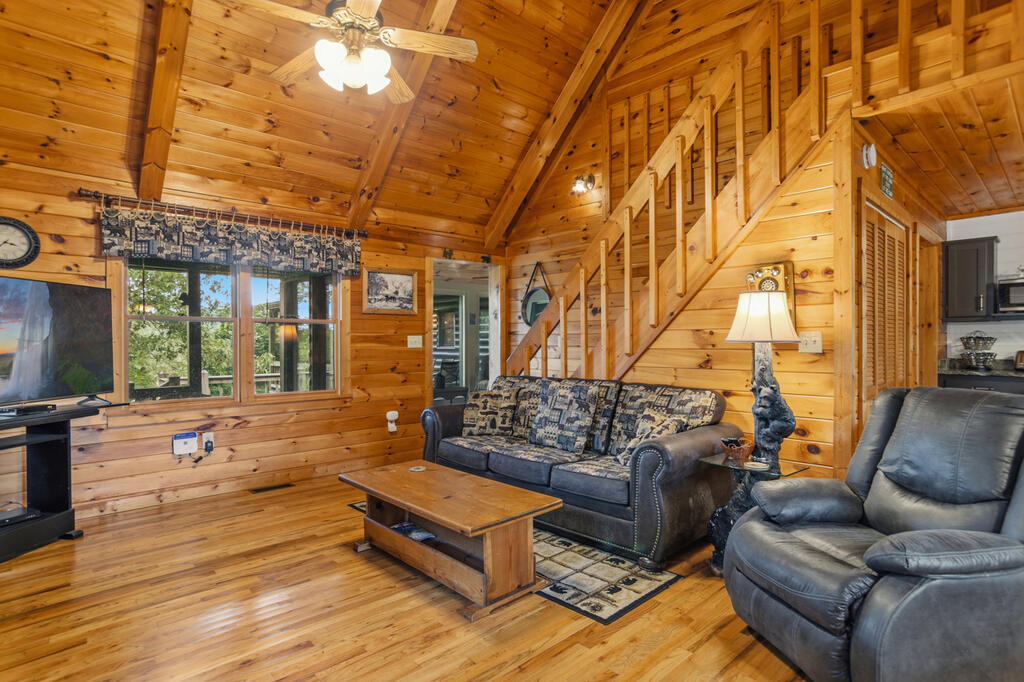 435053 Mineral Bluff Active