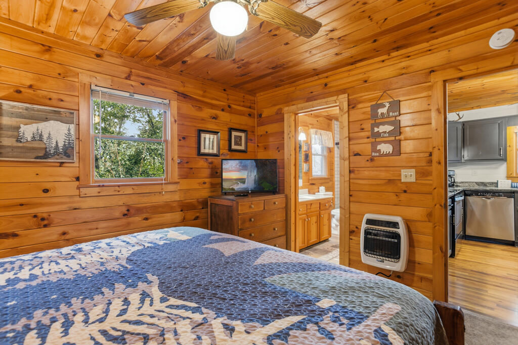 435053 Mineral Bluff Active