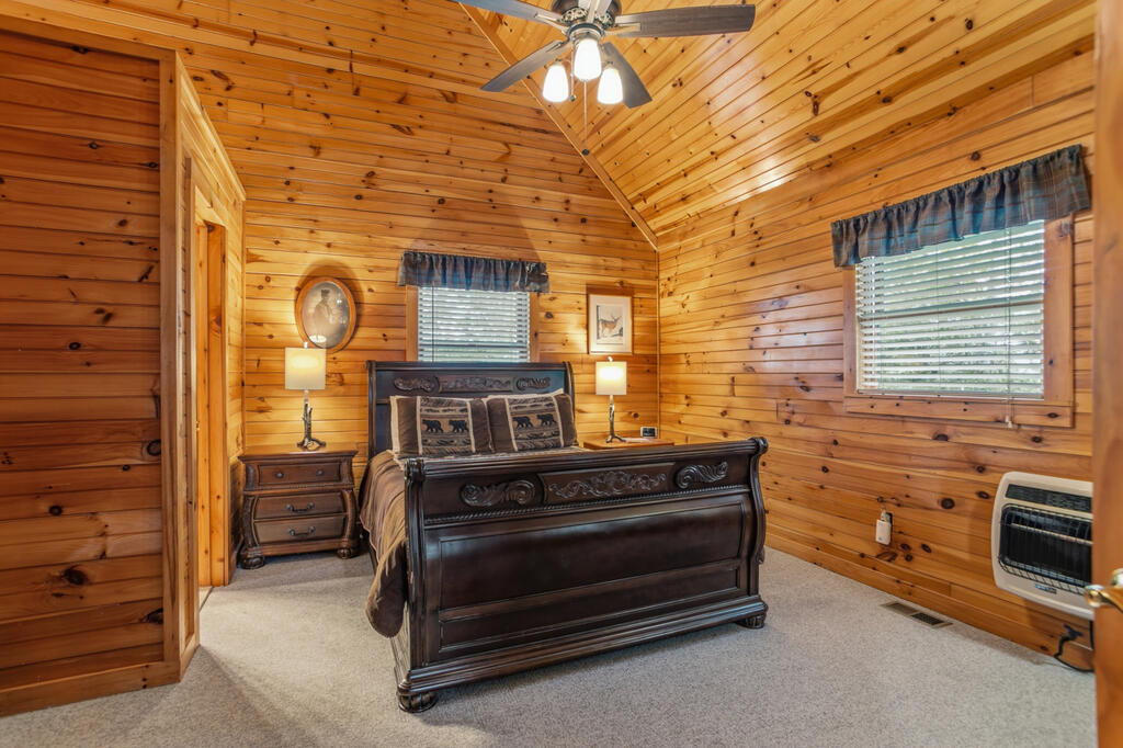 435053 Mineral Bluff Active