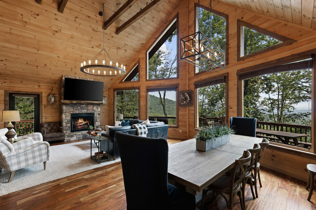 435065 Blue Ridge Active