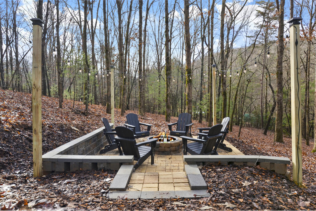 435069 Blue Ridge Active
