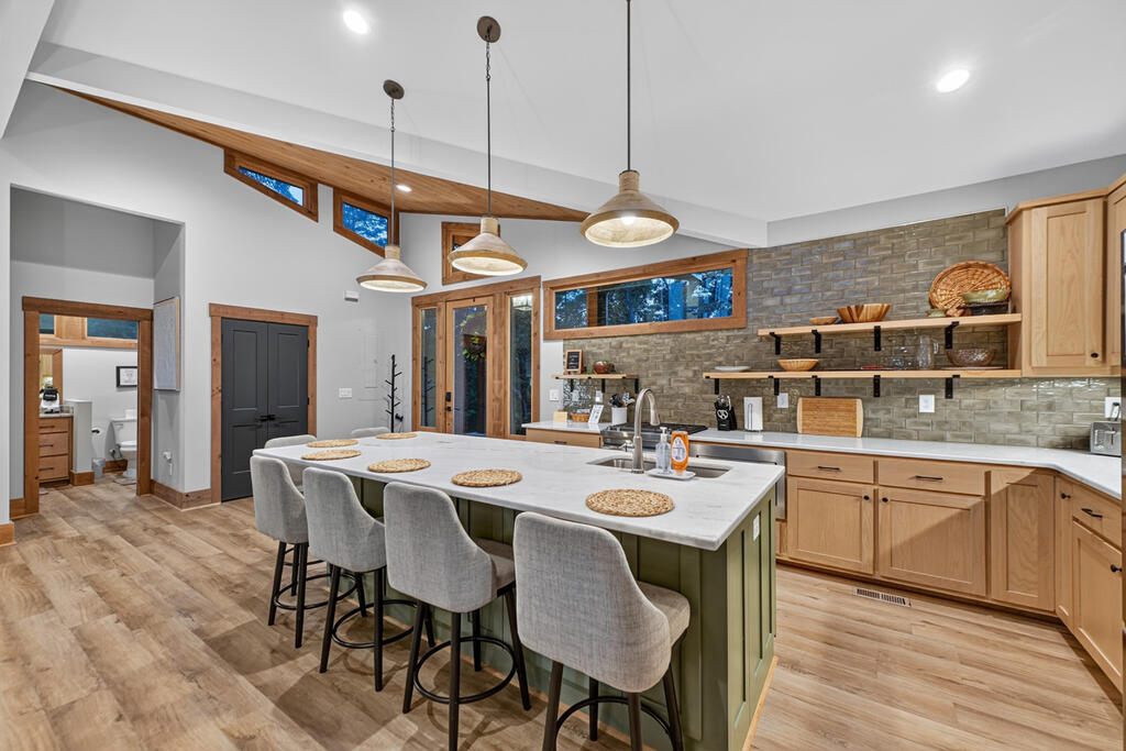 435083 Ellijay Active