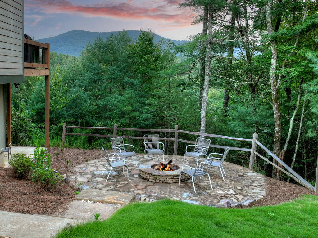 435083 Ellijay Active