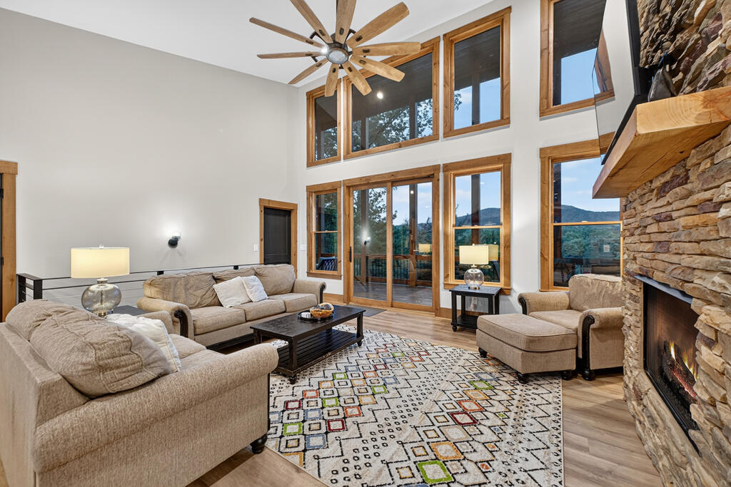 435083 Ellijay Active