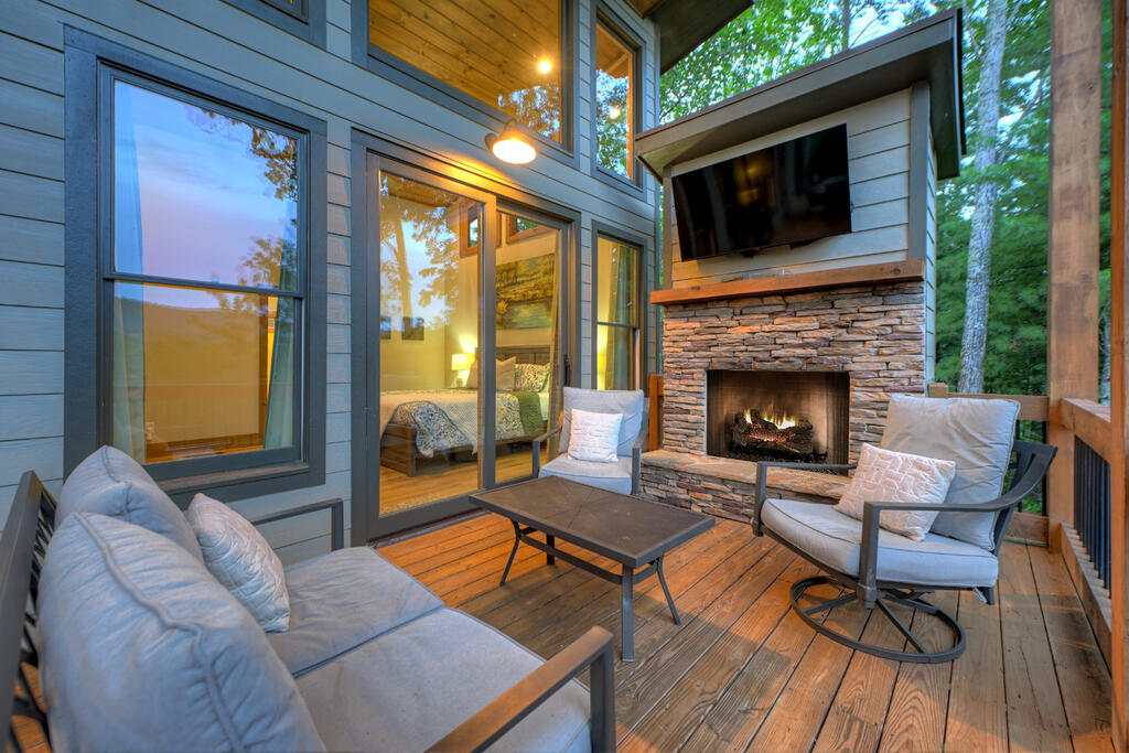 435083 Ellijay Active