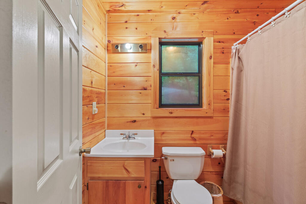 435097 Ellijay Active