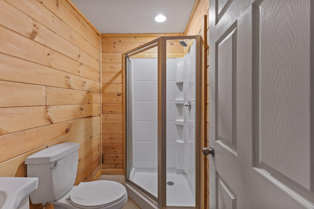 435097 Ellijay Active