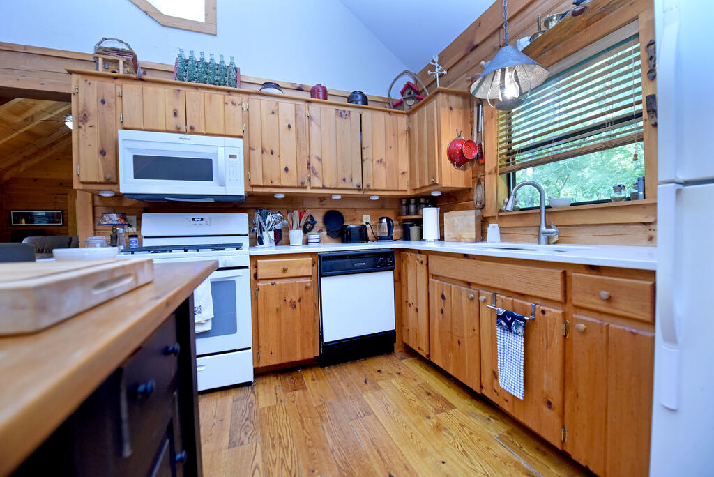 435108 Morganton Active