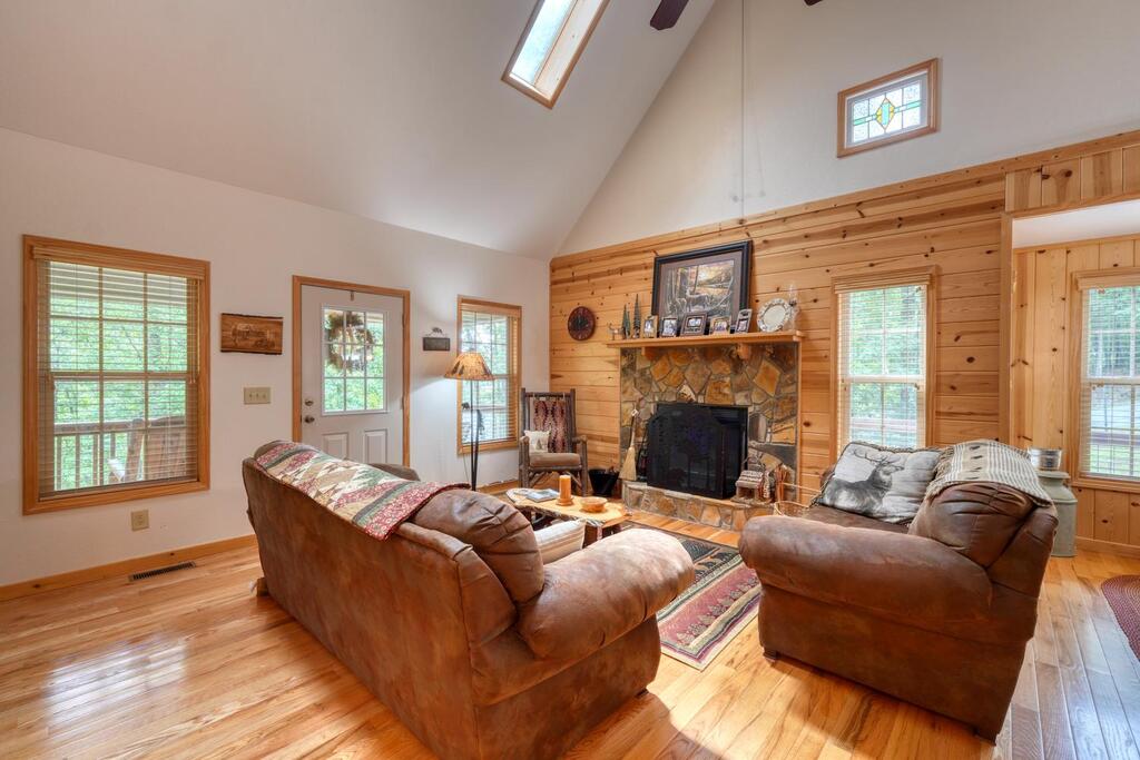 435122 Blairsville Active