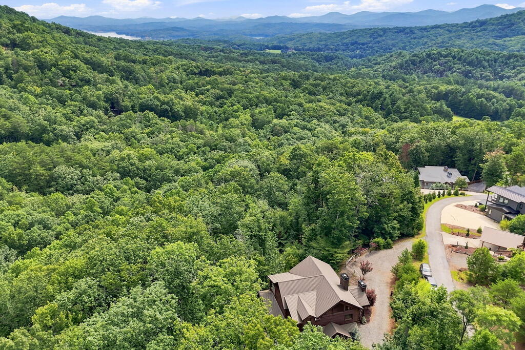 435126 Blue Ridge Active