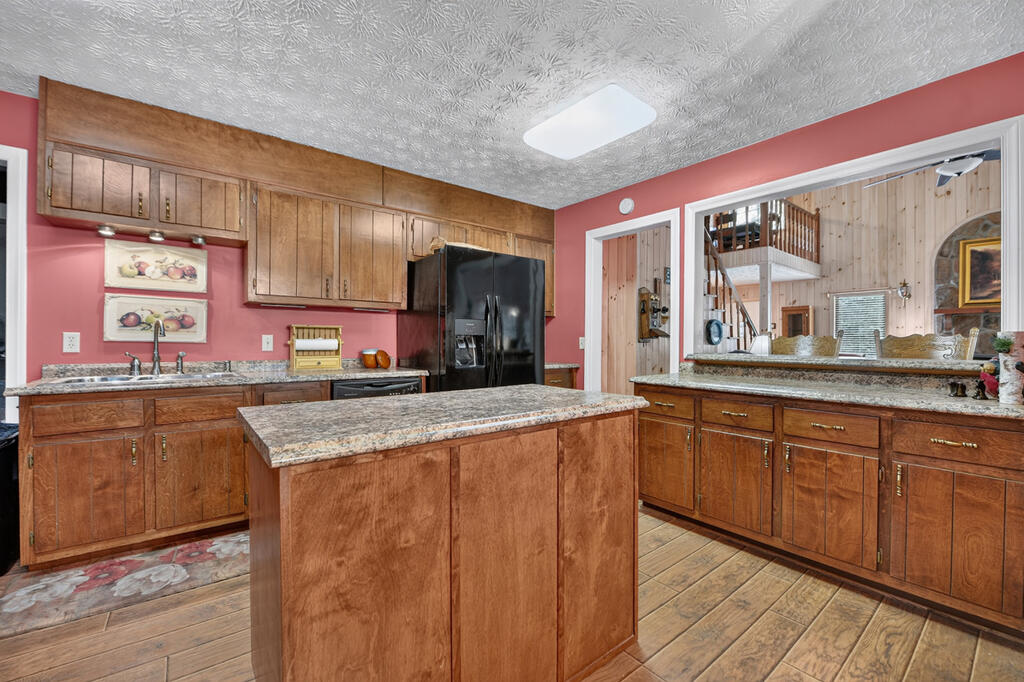 435136 Ellijay Active