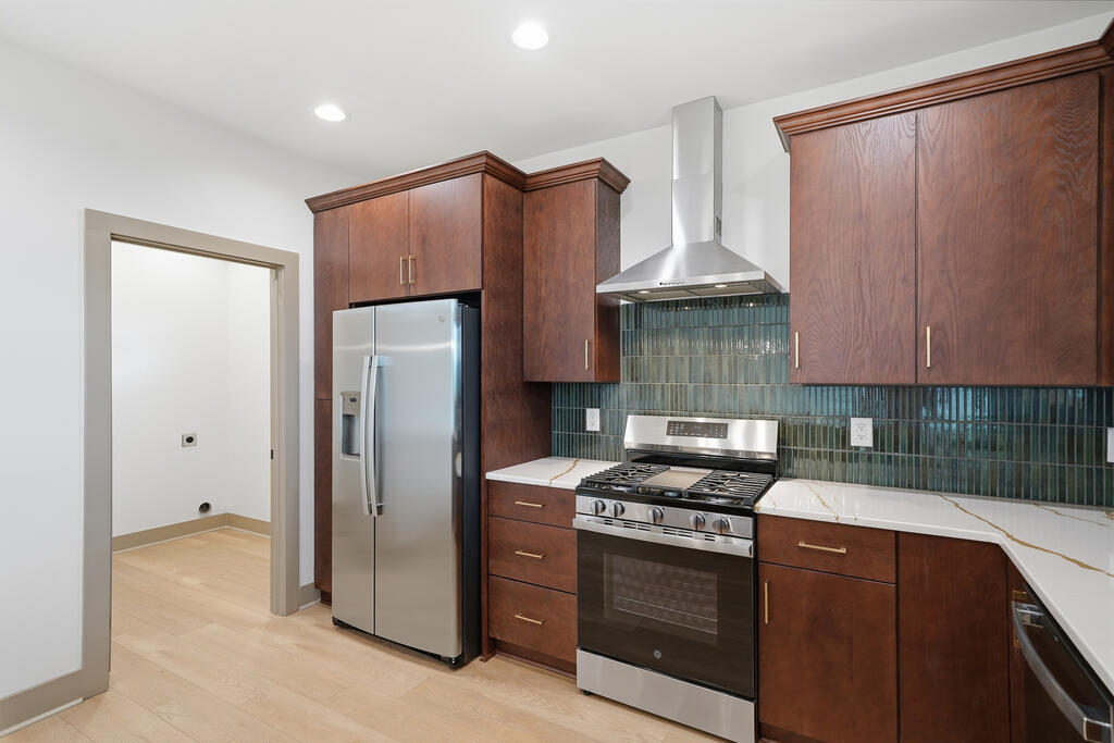 435139 Ellijay Active