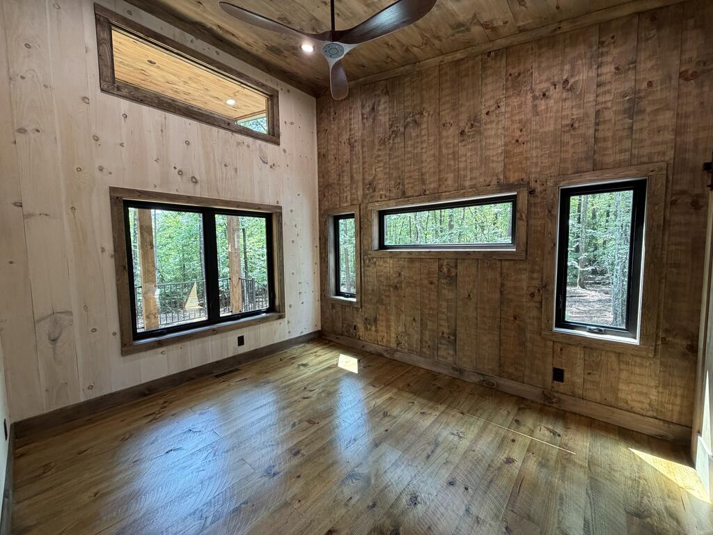 435143 Mineral Bluff Active