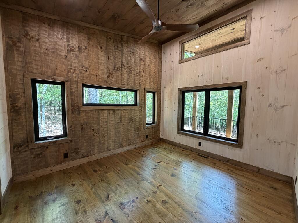 435143 Mineral Bluff Active