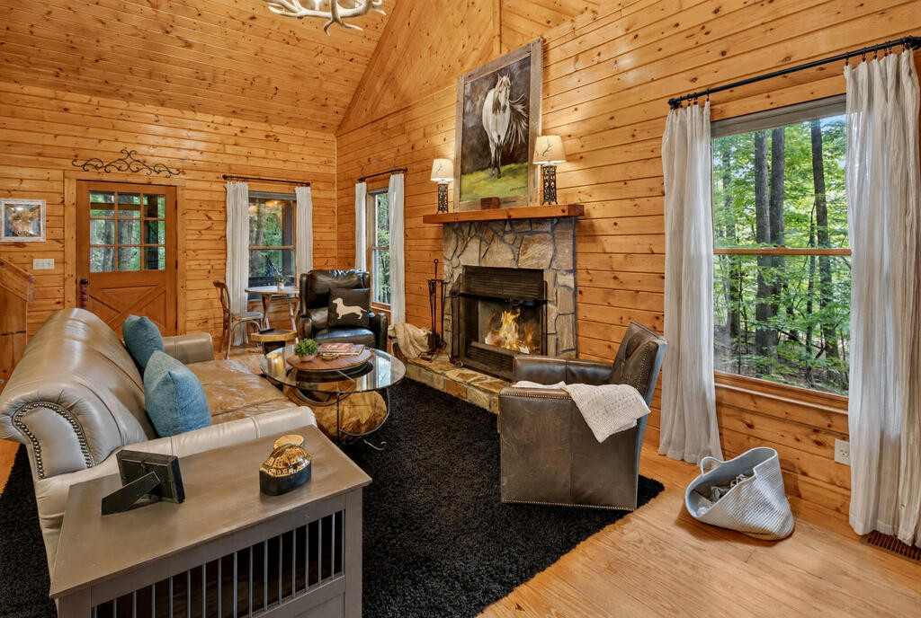 435148 Ellijay Active