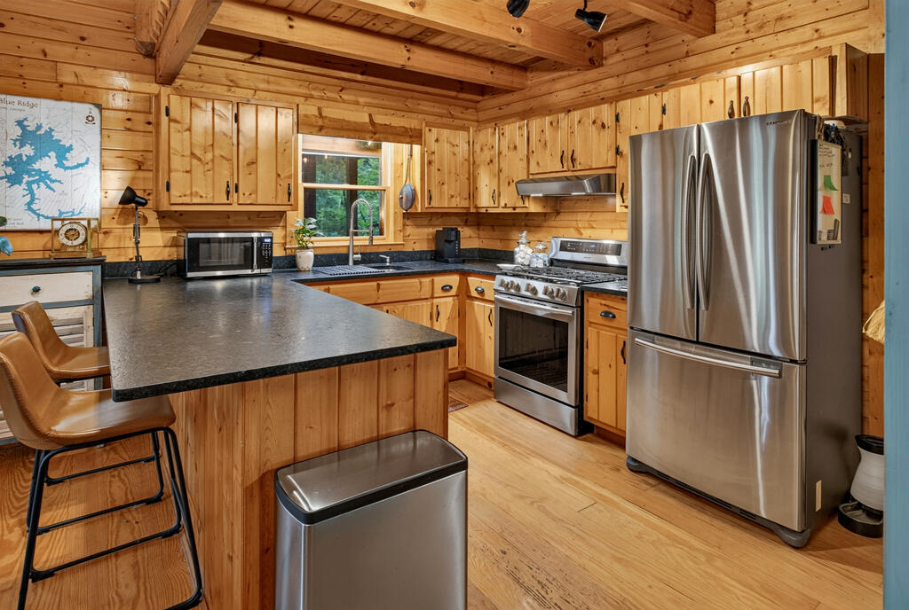 435148 Ellijay Active