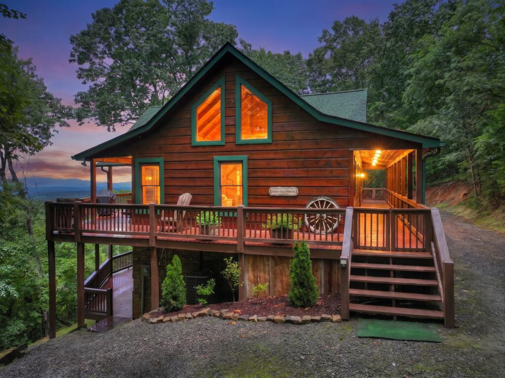 435168 Blue Ridge Active