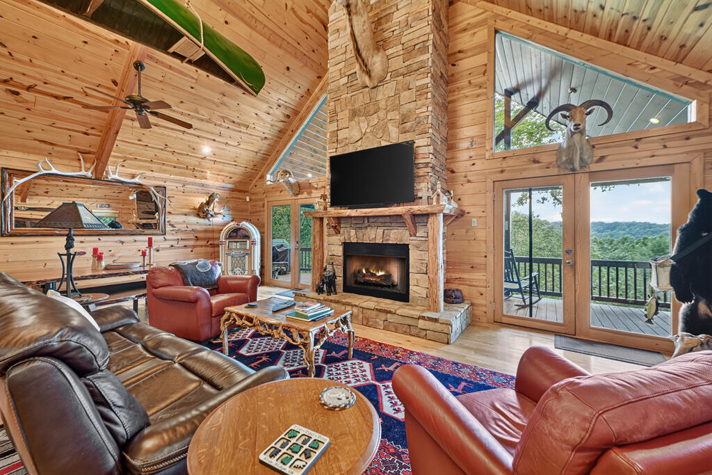 435168 Blue Ridge Active