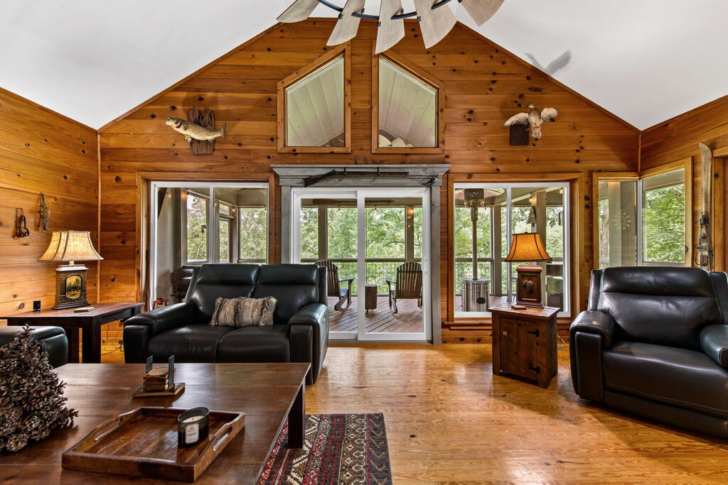 435172 Ellijay Active