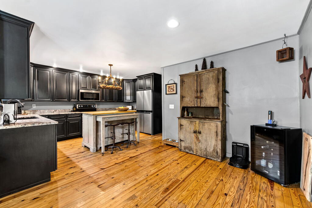 435172 Ellijay Active