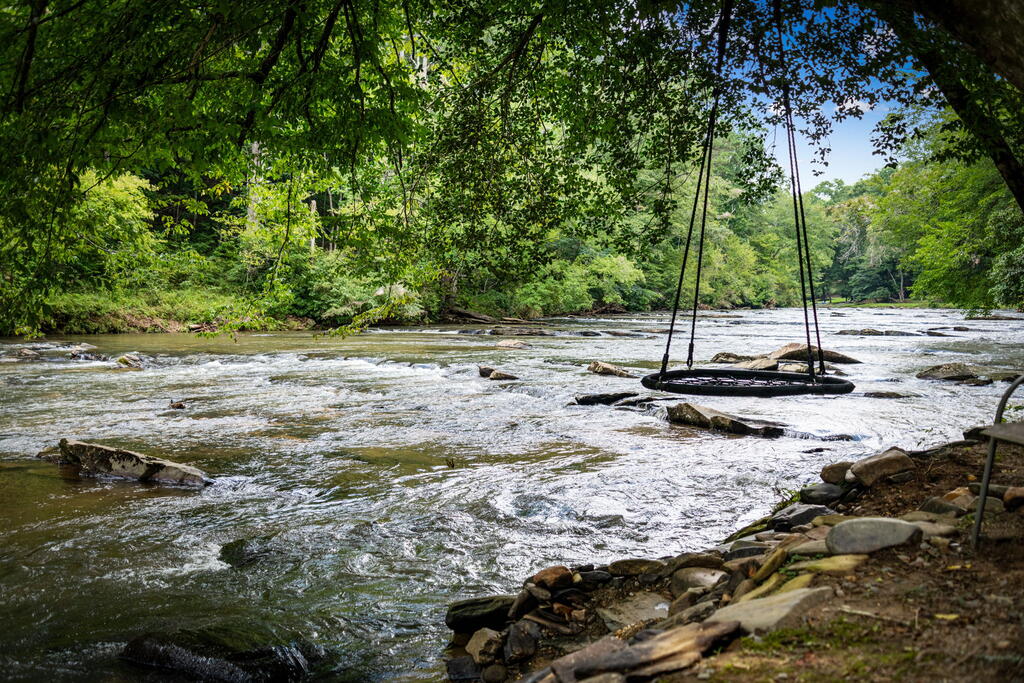 435172 Ellijay Active