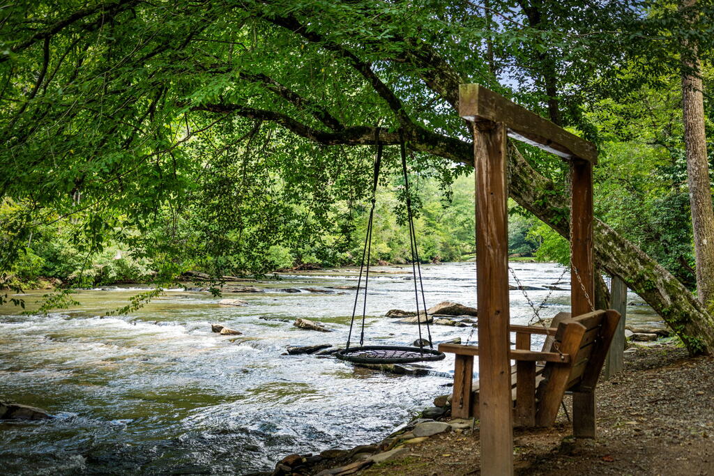 435172 Ellijay Active