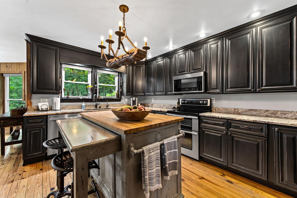 435172 Ellijay Active