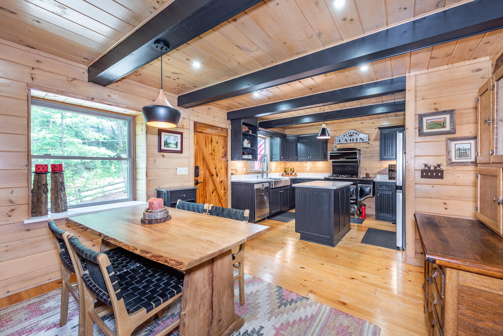 435173 Ellijay Pending