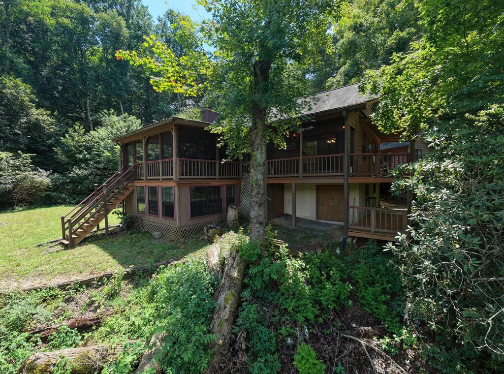 435186 Hiawassee Active