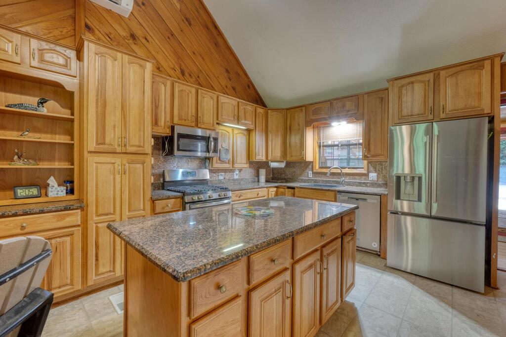 435186 Hiawassee Active