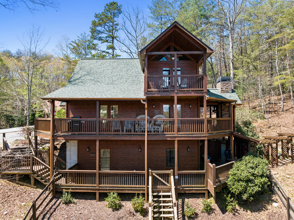 435190 Blue Ridge Active