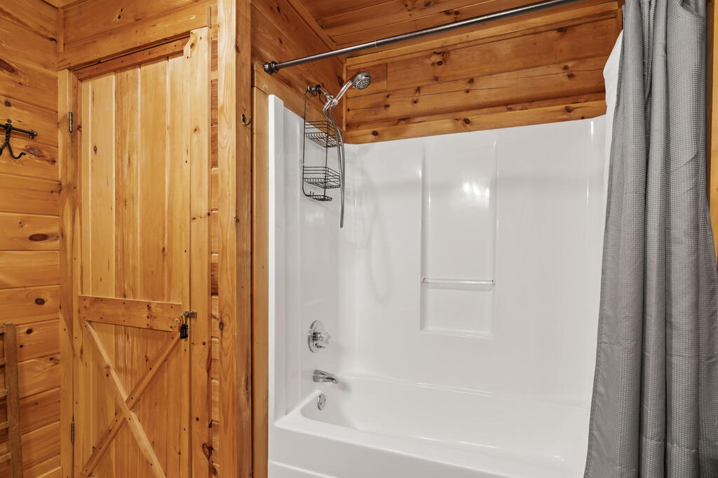 435194 Ellijay Active