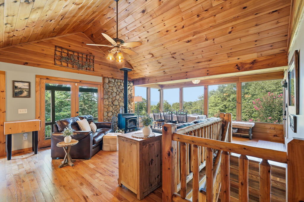 435212 Morganton Active