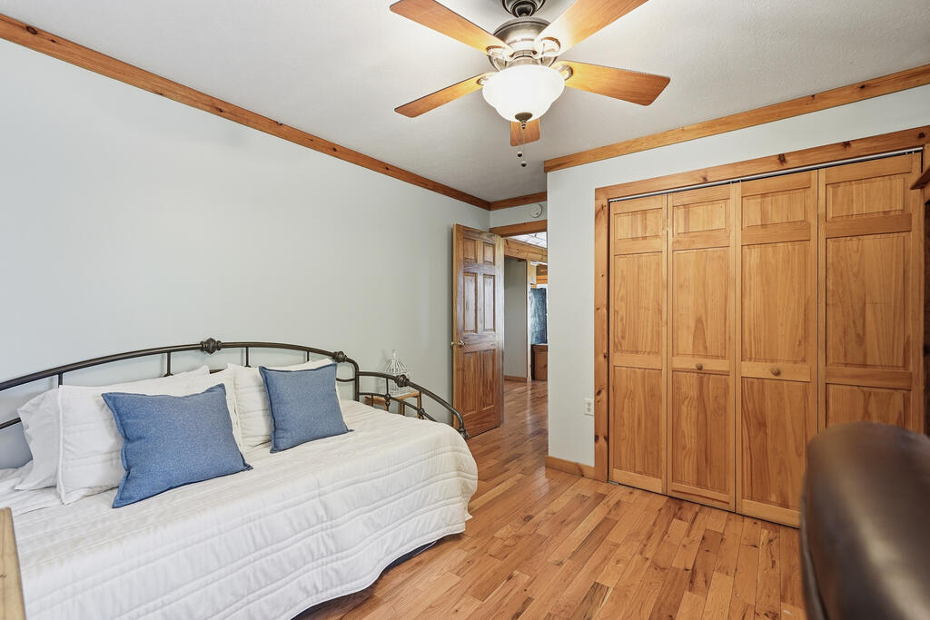 435212 Morganton Active