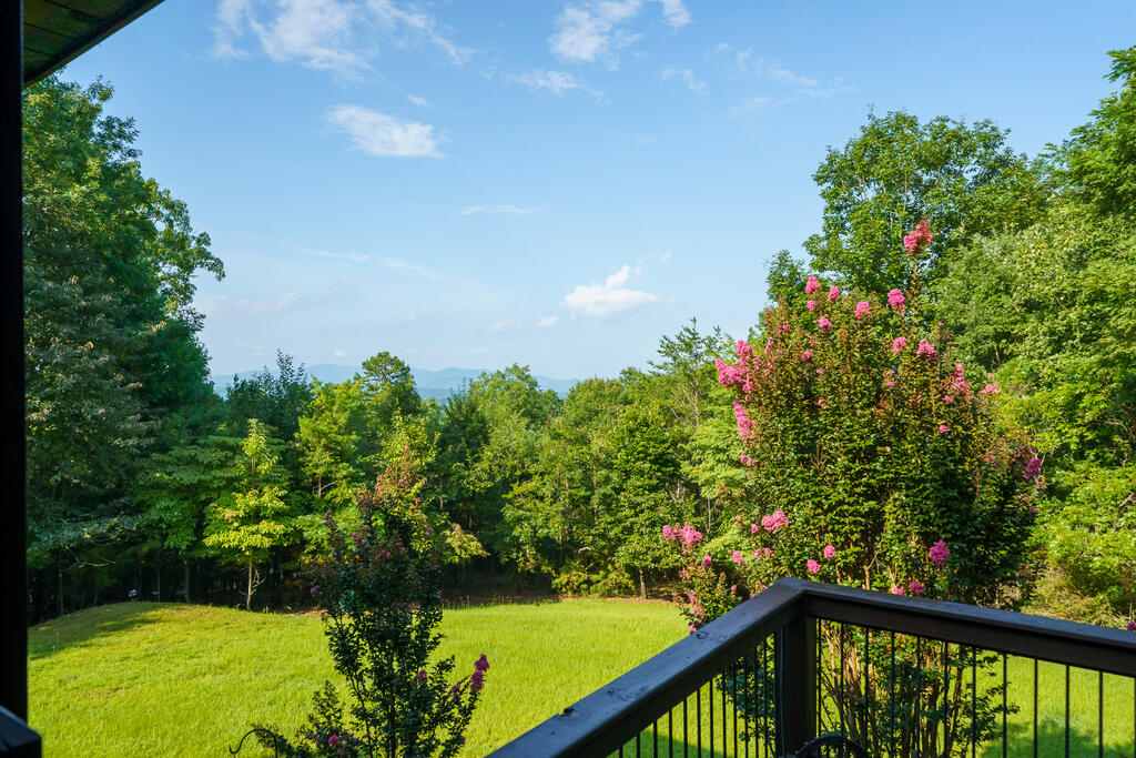435212 Morganton Active