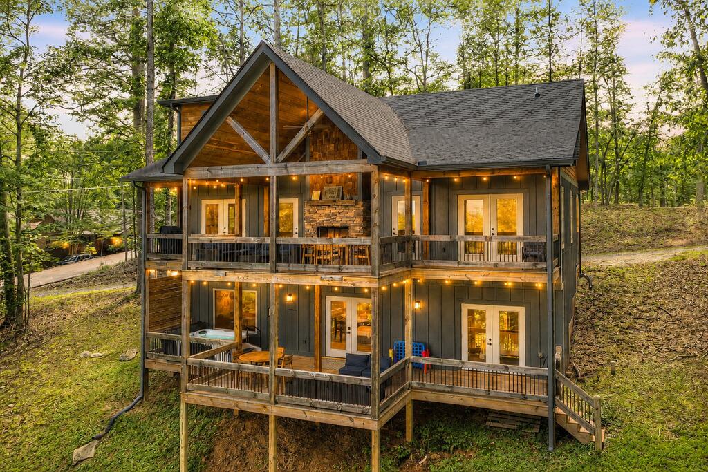 435216 Ellijay Active